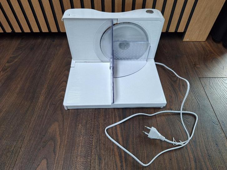 Handige Domo inklapbare snijmachine voor brood ham kaas etc., Huis en Inrichting, Keuken | Keukenbenodigdheden, Zo goed als nieuw