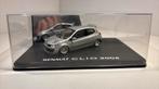 Renault clio 2005 universal hobbies 1.43, Auto, Ophalen of Verzenden, Universal Hobbies, A