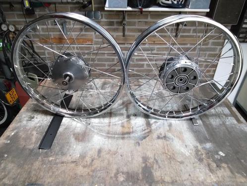 Te koop setje Kreidler eitank wielen, Fietsen en Brommers, Brommeronderdelen | Kreidler, Zo goed als nieuw, Frame, Ophalen of Verzenden