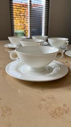 Soepkop en schotel Hutschenreuther Bone China, Ophalen of Verzenden, Zo goed als nieuw, Effen, Kop(pen) en/of Schotel(s)