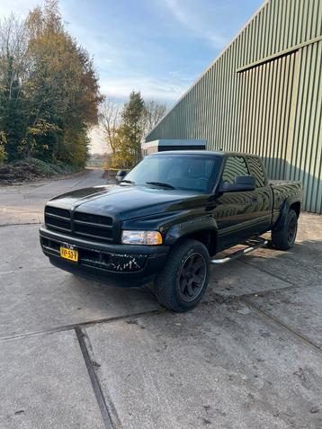 Dodge ram 1500 2001 Zwart nette goede pick up benzine lpg beschikbaar voor biedingen