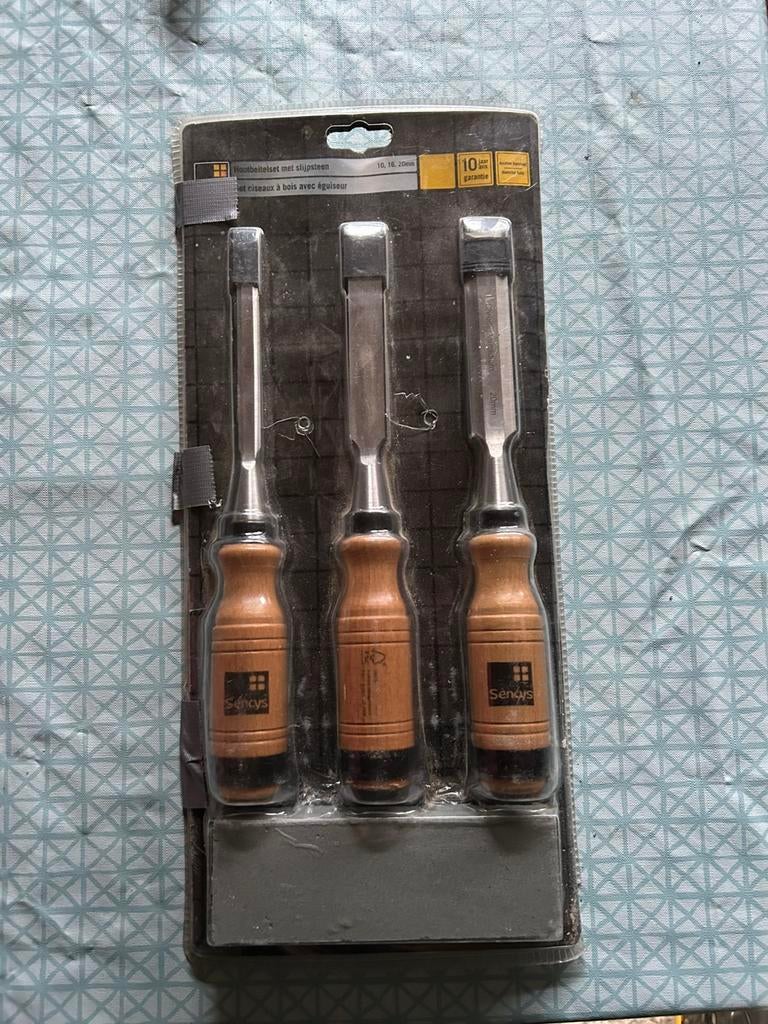 Houtbijtelset, Ophalen, Nieuw