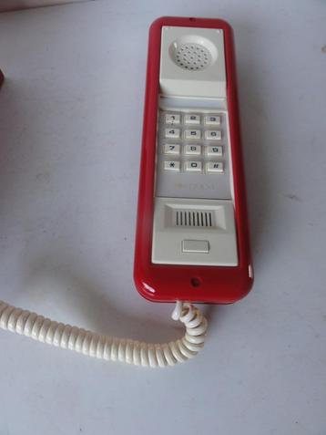 RARITEIT !!! Pupa telefoon ( italiaans , nieuw !!! ) beschikbaar voor biedingen