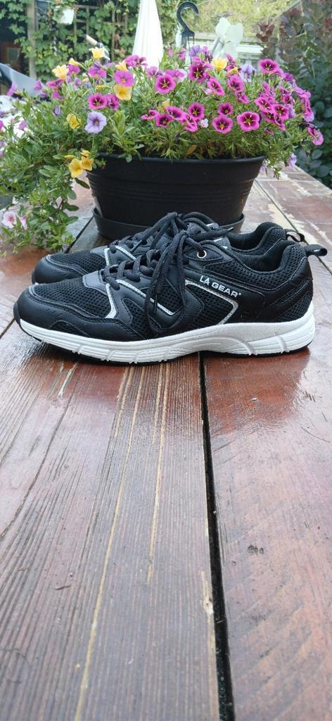 LA Gear sportschoenen maat 43 - zwart/wit - goede staat, Sport en Fitness, Loopsport en Atletiek, Ophalen of Verzenden