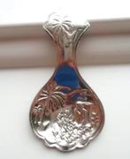 Oude Theeduim/ theeschep met afbeelding theeplukster., Antiek en Kunst, Antiek | Bestek, Ophalen of Verzenden