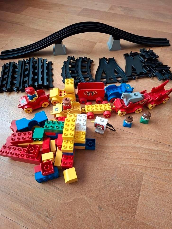LEGO DUPLO TREINBAAN VERZAMELING + DIVERSEN, Kinderen en Baby's, Speelgoed | Duplo en Lego, Zo goed als nieuw, Lego, Ophalen
