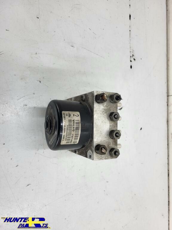 ABS pomp Volvo V70 II ('00-'08) 30714952, Auto-onderdelen, Remmen en Aandrijving, Volvo, Gebruikt, Ophalen of Verzenden