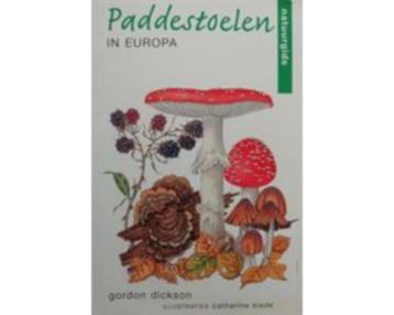 Paddestoelen in Europa - Gordon Dickson beschikbaar voor biedingen