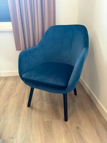 Jysk stoel fauteuil velours blauw zwart slaapkamer stoel beschikbaar voor biedingen