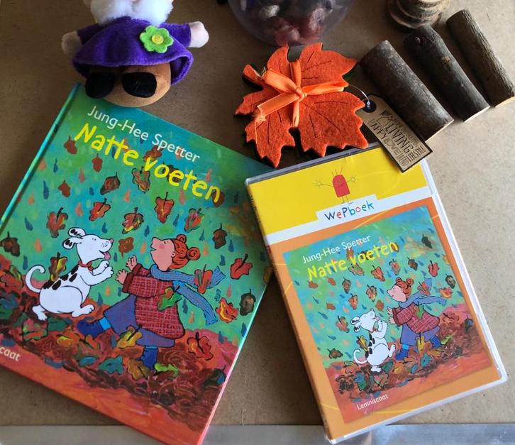 Herfstboek en filmpje voor peuters en kleuters Natte voeten, Boeken, Kinderboeken | Kleuters, Zo goed als nieuw, Non-fictie, 4 jaar