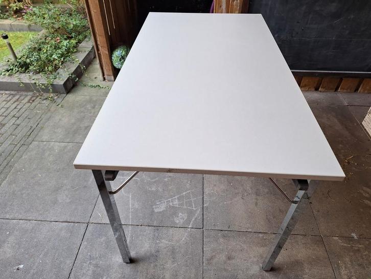 Stevige Campingtafel - Ideaal voor Onderweg!, Caravans en Kamperen, Kampeermeubelen, Gebruikt, Campingtafel, Ophalen of Verzenden