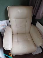 Crème kleurige witte fauteuil, Ophalen, Gebruikt