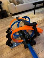 Hot Wheels racebaan loopings, Kinderen en Baby's, Speelgoed | Racebanen, Ophalen, Zo goed als nieuw, Elektrisch, Hot Wheels