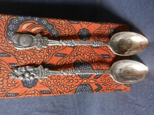 Twee zilveren lepels Durian en Manggis Djokja Indonesie doos, Antiek en Kunst, Antiek | Goud en Zilver, Zilver, Ophalen of Verzenden