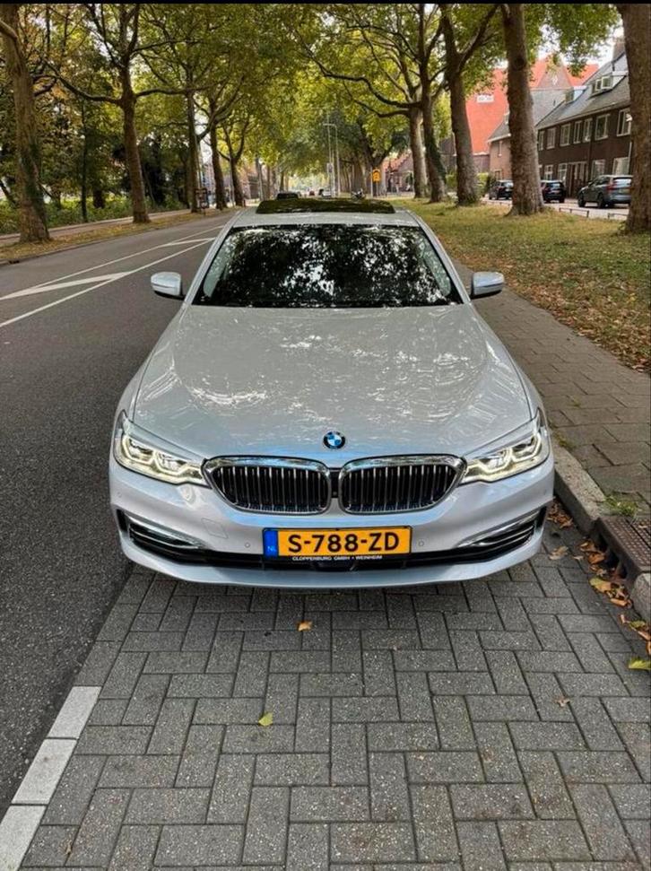BMW 5-Serie 530i 252pk Aut. 2018 Grijs, Auto's, BMW, Particulier, 5-Serie, 360° camera, 4x4, Aangepast voor mindervaliden, ABS