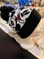 Mickey mous winter muts volwassenen unisex, Kleding | Dames, Hoeden en Petten, Ophalen of Verzenden, Zo goed als nieuw, One size fits all