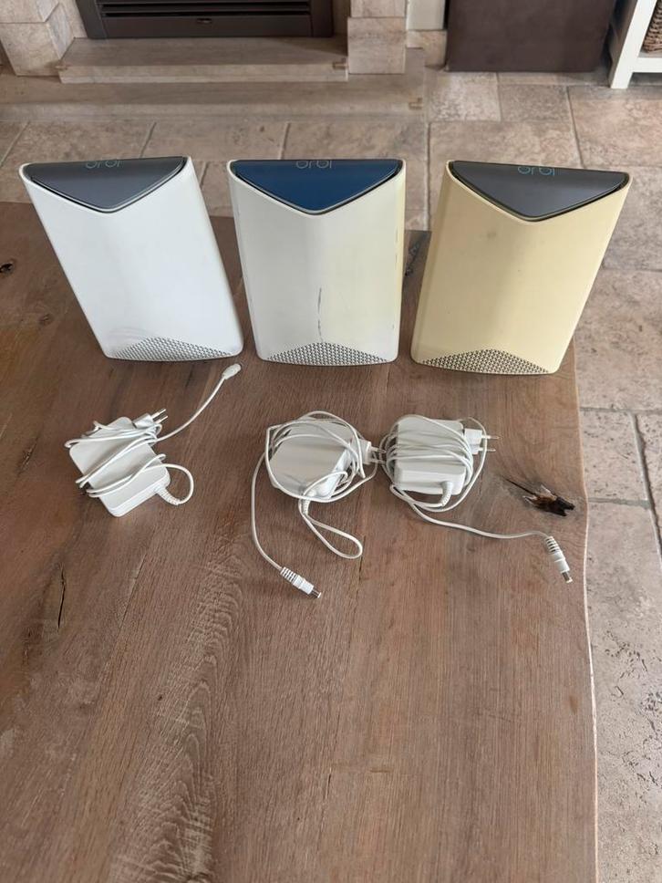 Netgear Orbi Pro Wifi Mesh Set SRR60 en 2x SRS60, Computers en Software, Routers en Modems, Gebruikt, Router, Ophalen of Verzenden