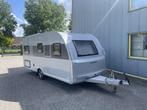 Adria Altea 502 UL 60Y uitvoering 2026, Caravans en Kamperen, Caravans, Dwarsbed, Rondzit, Bedrijf, Schokbreker