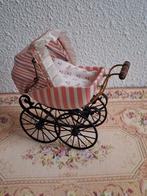 Poppenhuis 1:12 kinderwagen Bodo Hennig., Ophalen of Verzenden, Poppenhuis