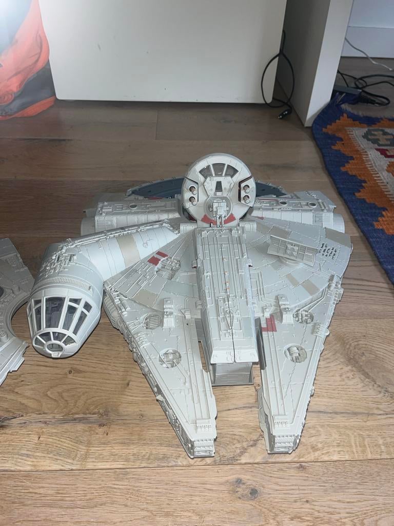 Millennium Falcon Hasbro Star Wars The Force Awakens, Kinderen en Baby's, Ophalen of Verzenden, Zo goed als nieuw, Jongen of Meisje