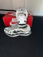 Nike P-6000 Sneakers Maat 39, Kleding | Dames, Ophalen of Verzenden, Zo goed als nieuw, Groen, Sneakers of Gympen