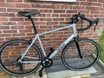 Triban racefiets, Minder dan 10 versnellingen, Zo goed als nieuw, 53 tot 57 cm, Ophalen