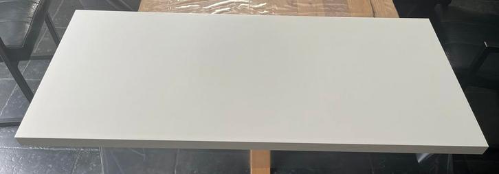 Bureaublad hout Ikea wit 128 x 58 cm bureau, Huis en Inrichting, Bureaus, Zo goed als nieuw, Ophalen