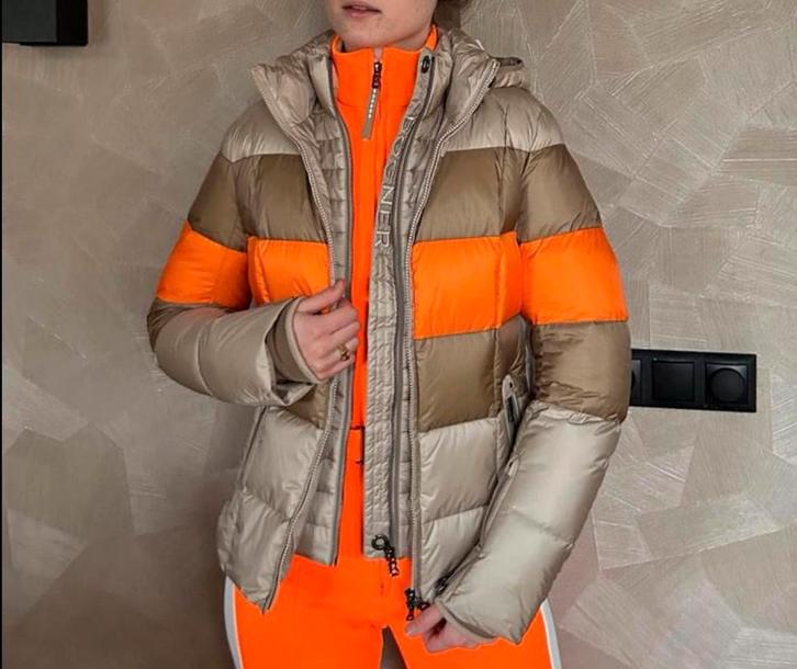 Volledig Bogner skipak, Kleding | Dames, Wintersportkleding, Zo goed als nieuw, Pak, Maat 42/44 (L), Ophalen of Verzenden