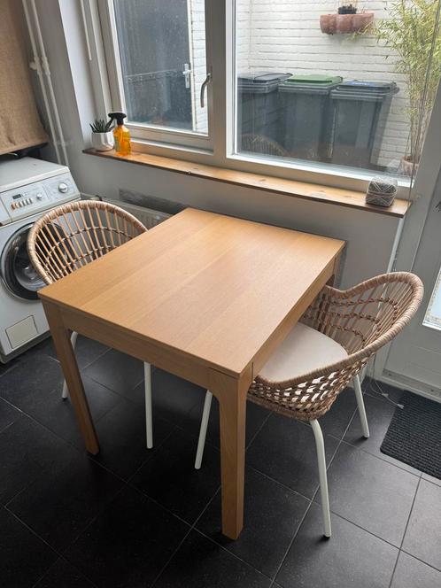 Uitschuiftafel Ekedalen (80/120x70cm) met 2 stoelen Nilsove, Huis en Inrichting, Complete eetkamers, Zo goed als nieuw, Minder dan 4 stoelen
