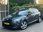 Renault Mégane 1.5 DCI Estate 2011 Grijs, Auto's, Renault, Voorwielaandrijving, 4 cilinders, 23 km/l, Origineel Nederlands