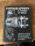 Boek ‘Fotograferen in woord en beeld’, Ophalen of Verzenden, Zo goed als nieuw