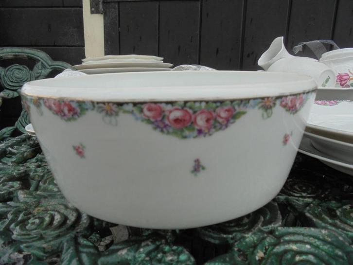 Rosenthal Saladekom en dinerborden met roze roosjes rand, Antiek en Kunst, Antiek | Servies los, Ophalen of Verzenden