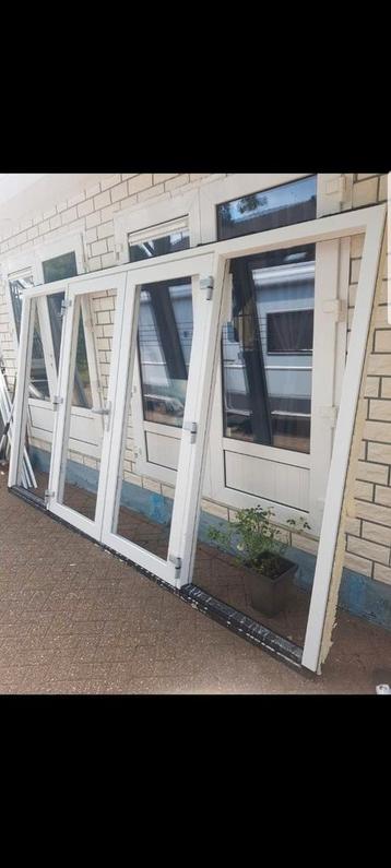 Tuindeuren 3 punt sluiting zijlichten met kozijn dts dorpel  beschikbaar voor biedingen
