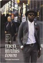 Giuseppe Santamaria: Men in this town. Hardcover, leeslint, Boeken, Kunst en Cultuur | Fotografie en Design, Giuseppe Santamaria