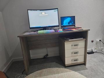 Bureau Pep + rolcontainer  beschikbaar voor biedingen