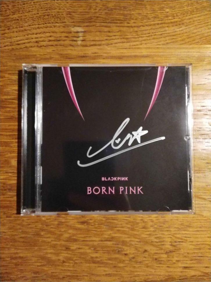 Blackpink Bornpink album gesigneerd door Lisa, Cd's en Dvd's, Cd's | Wereldmuziek, Nieuw in verpakking, Aziatisch, Ophalen of Verzenden