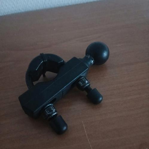 Ram mount klem gps telefoon houder nuvi tomtom garmin, Motoren, Accessoires | Navigatiesystemen, Zo goed als nieuw, Ophalen of Verzenden