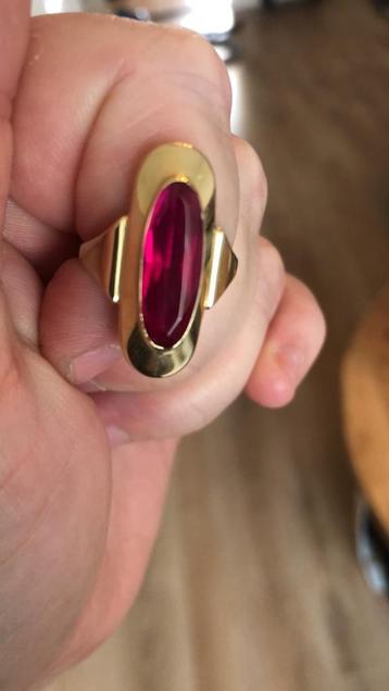 14 karaat Gouden Ring met Roze Spinel steen 14k 585 goud beschikbaar voor biedingen