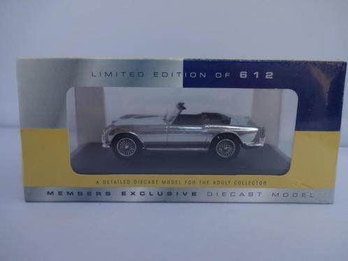 OPRUIMING: Triumph TR4 Chrome VA11505 van VANGUARDS 1/43, Hobby en Vrije tijd, Modelauto's | 1:43, Nieuw, Auto, Vanguards, Verzenden