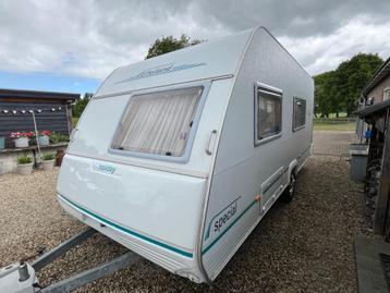 Eifelland E 500 stapelbed  Stapelbed , frans bed , voortent, beschikbaar voor biedingen