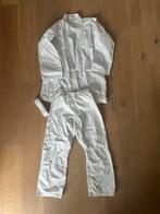 Karatepak 150 cm + nieuwe band, Sport en Fitness, Vechtsporten en Zelfverdediging, Ophalen of Verzenden, Zo goed als nieuw