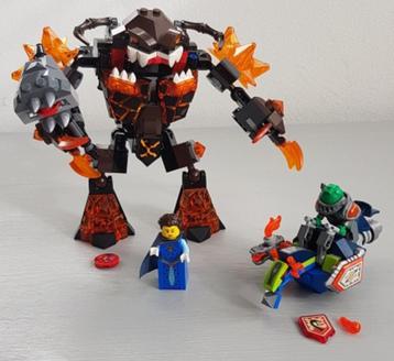 Lego Nexo Knights Infernox neemt de koningin gevangen 70325 beschikbaar voor biedingen