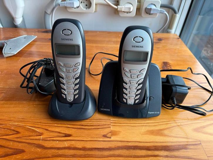 Siemens telefooncentrale met 2 toestellen, Euro 20,-, Telecommunicatie, Vaste telefoons | Handsets en Draadloos, Gebruikt, 2 handsets
