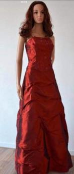 Prachtige rode galajurk, Kleding | Dames, Gelegenheidskleding, Maat 38/40 (M), Galajurk, Nieuw, Ophalen of Verzenden