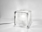 Iviken Ice Cube talellamp  Ikea design frosted glas, Huis en Inrichting, Lampen | Tafellampen, Ophalen of Verzenden, Zo goed als nieuw