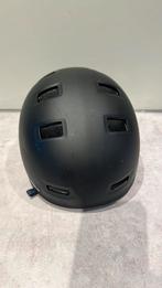 Skate helm. Nieuw. Maat 55-59. Oxelo, Sport en Fitness, Skateboarden, Ophalen of Verzenden, Nieuw, Bescherming