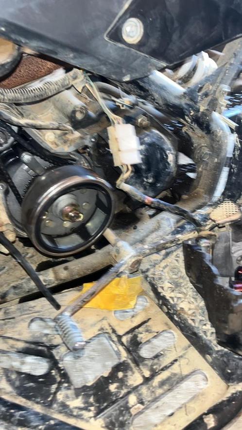 Monteur Scooter en Quads Den Haag/Rotterdam/delft etc, Fietsen en Brommers, Brommeronderdelen | Scooters, Gebruikt, Carburateur