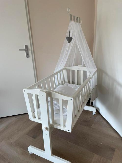 Babywieg met schommelstand, Kinderen en Baby's, Babywiegjes en Ledikanten, Gebruikt, Wieg, Ophalen