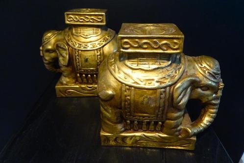 2  goudkleurige Chinese olifanten, Verzamelen, Beelden en Beeldjes, Zo goed als nieuw, Dier, Ophalen of Verzenden
