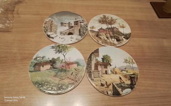 4 decoratieve wandbordjes 70 tige KUNSTENAAR: P. DILANIPA, Antiek en Kunst, Antiek | Wandborden en Tegels, Ophalen of Verzenden